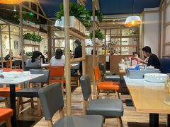 -渝信川菜 · 川味家常菜(财富购物中心店)