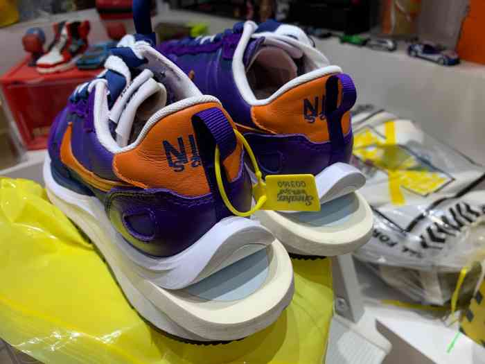 喜鞋sneaker spa-"每到过年前就非常希望 自己的没一双鞋 都.