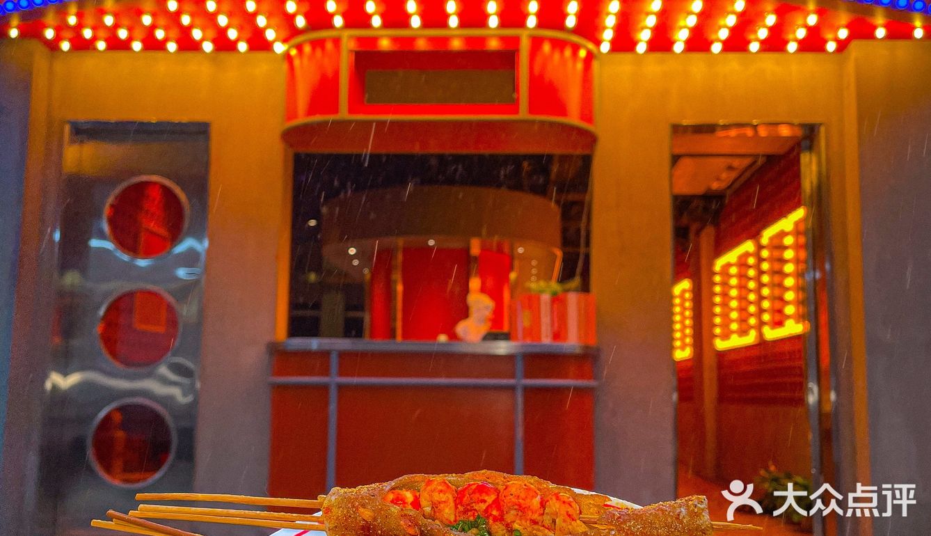 重庆探店｜在百老汇🎵内吃小面是种什么体验