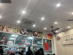 -老西白点心店