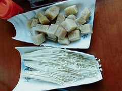 -亿诣蝎府炸酱面羊蝎子火锅(酷车小镇店)