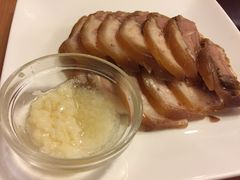 肘子-东方饺子王(创始店)