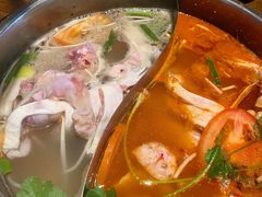 酸汤鸳鸯锅底-阿婉贵州苗家酸汤鱼(梅林店)