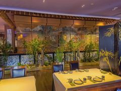 -八府香鸭·啫啫煲(华山路店)