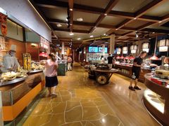 -怡咖啡海鲜自助餐厅(浦东香格里拉店)