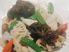 -荷塘秋月·本帮江浙菜(国权路店)