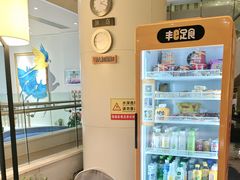 -喜鹊愉家酒店(郑州曼哈顿博览中心地铁站店)