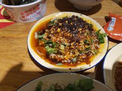 -拈签一笑黄牛肉辣卤串串