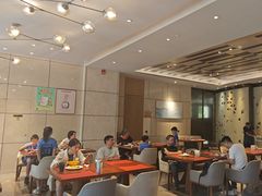 -厦门海沧正元希尔顿逸林酒店開全日餐厅