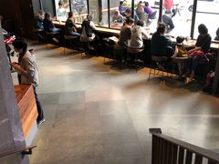 大堂-星巴克臻选(南京艾尚天地店)