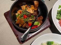 -小厨娘绣中淮扬(总统府大行宫店)