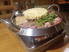 -恩你小木屋·韩式料理(假日广场店)