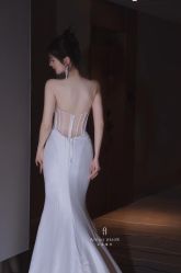 -艾朵婚纱
