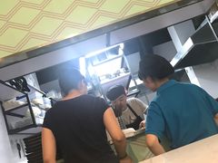 -蒙小妹骨汤饭.米线(新光路店)