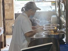 -炳记牛味粉店(四坊路店)