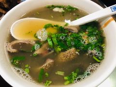 羊肚汤-老爆肚满五香烧牛羊肉