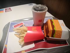 -麦当劳(秣陵路店)