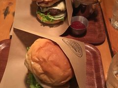 -BURGER BRO'S