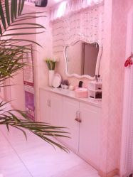 -悦芳庭美肤美体品牌集合店