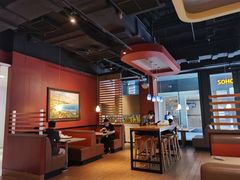 -The Habit Burger Grill 哈比特汉堡(复兴soho店)