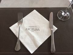 iphone_upload_pic-Angelina(IFC)