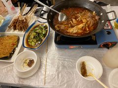 -霄汉牛三鲜湖北砂锅菜(万松园2店)