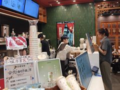 -茶理宜世(乐峰广场·尝乐集店)