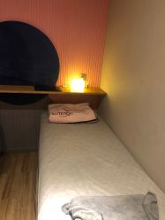 -PE SALON 