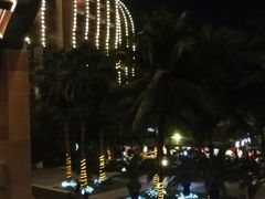 -三亚湾海居铂尔曼度假酒店