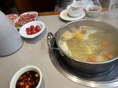 -四点金粥底火锅(沂州里店)