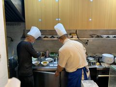 -李与白包子铺(桐梓林店)