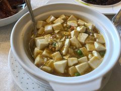 蟹粉豆腐煲-和平饭店·龙凤厅 Dragon Phoenix