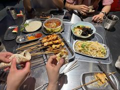 -马路牙子烧烤音乐酒馆(望京店)