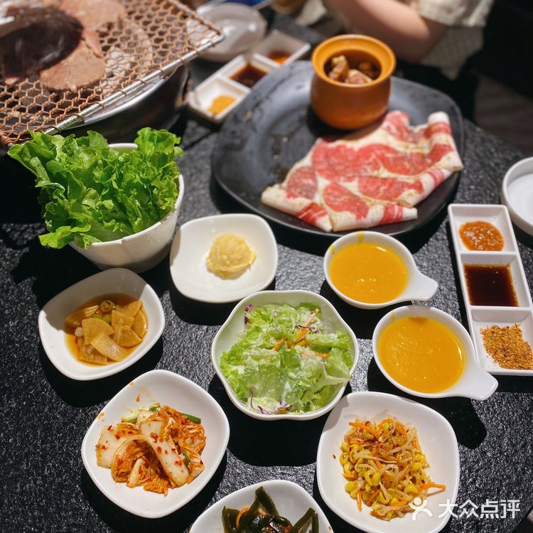 万胜围地铁出来很快就到