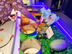 -涨巢·潮玩水疗局