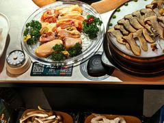 -芸山季·云南山珍菌火锅(人民广场来福士店)