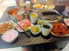 -海吃海喝海鲜烤肉炭火主题自助餐(朝阳店)