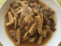 -天目湖刘老四农庄