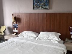 -清水湾酒店(深圳横岗塘坑地铁站店)