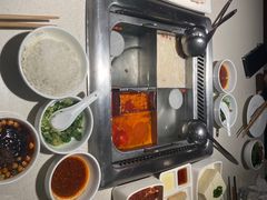 -海底捞火锅鲜切牛肉主题店(长寿路店)