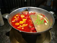-湊湊火锅·茶憩(新中关购物中心店)