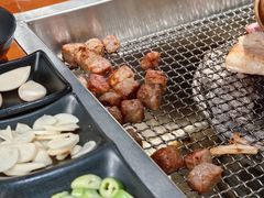 -肉甲韩国木炭烤肉(新壹街1店)
