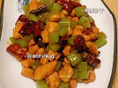 -盛宏鑫·四川鲜鱼馆(一元路店)