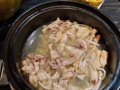 -东椰·海南椰子鸡火锅(朝阳门店)