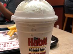 -The Habit Burger Grill 哈比特汉堡(爱琴海店)