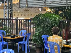 -石屏老字号4号包浆豆腐美食城(泼水广场店)