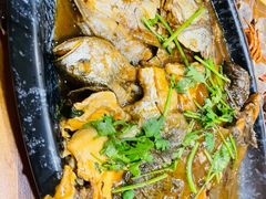 -老东镇啤酒屋海鲜加工·蒸汽海鲜·海鲜烧烤(台东店)