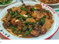 -鲁南仔·滕州炒鸡(经三路店)
