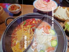 -萍姐火锅·公路夜市(武汉首店)