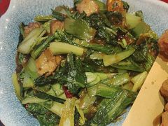 -鱼满舱·鲜活海鲜·正宗鲁菜